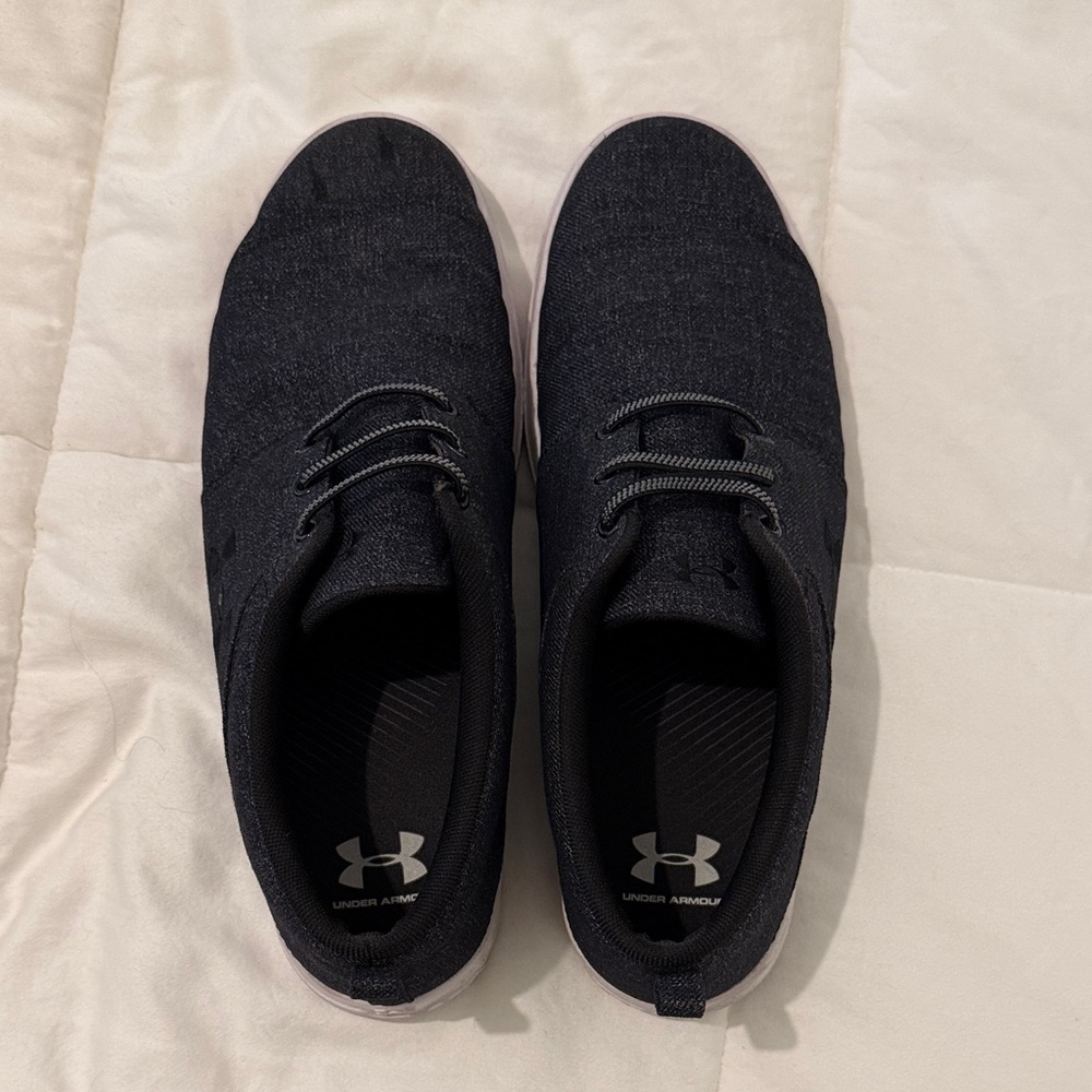 Under Armour Men's Dark Gray Sneakers